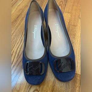 Ferragamo Suede Blue Heels - Size 11